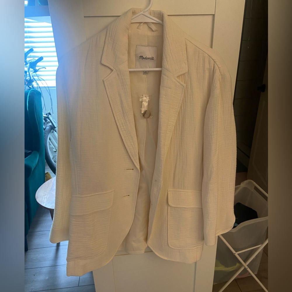 Madewell linen blazer, white cream color